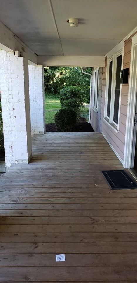217 Charlotte Ave - Photo 3 of 18