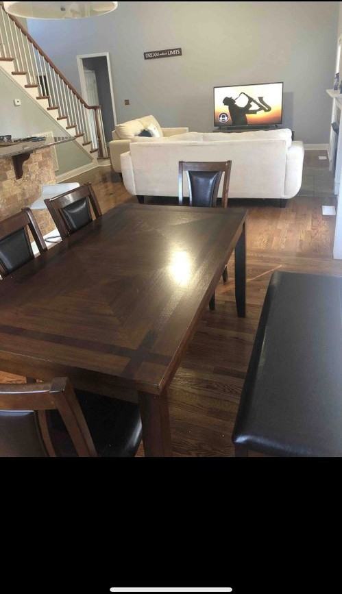 1647 Wakefield Way - Photo 3 of 14