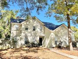 featured image of 602 Barberry Ct