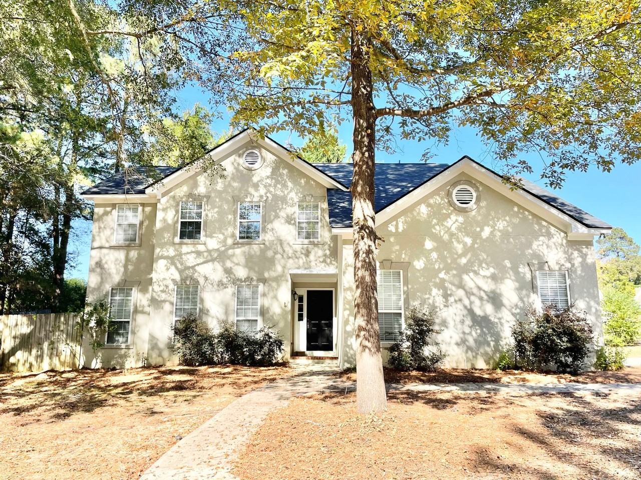 602 Barberry Ct - Photo 3 of 45