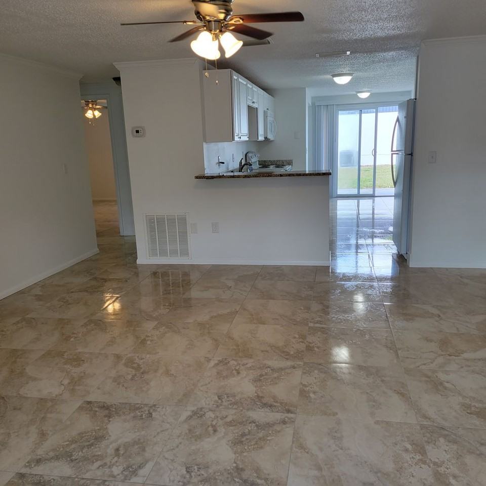 4314 78th St W - Photo 4 of 13