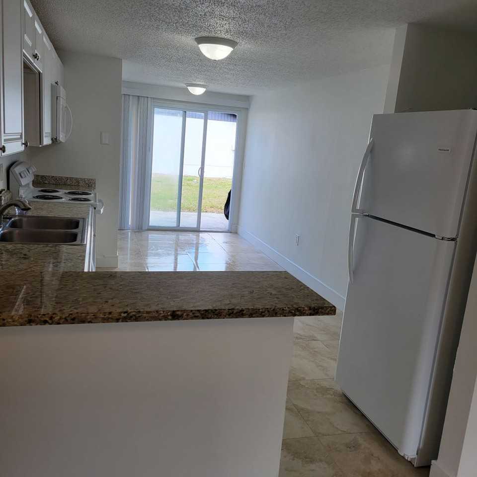 4314 78th St W - Photo 5 of 13