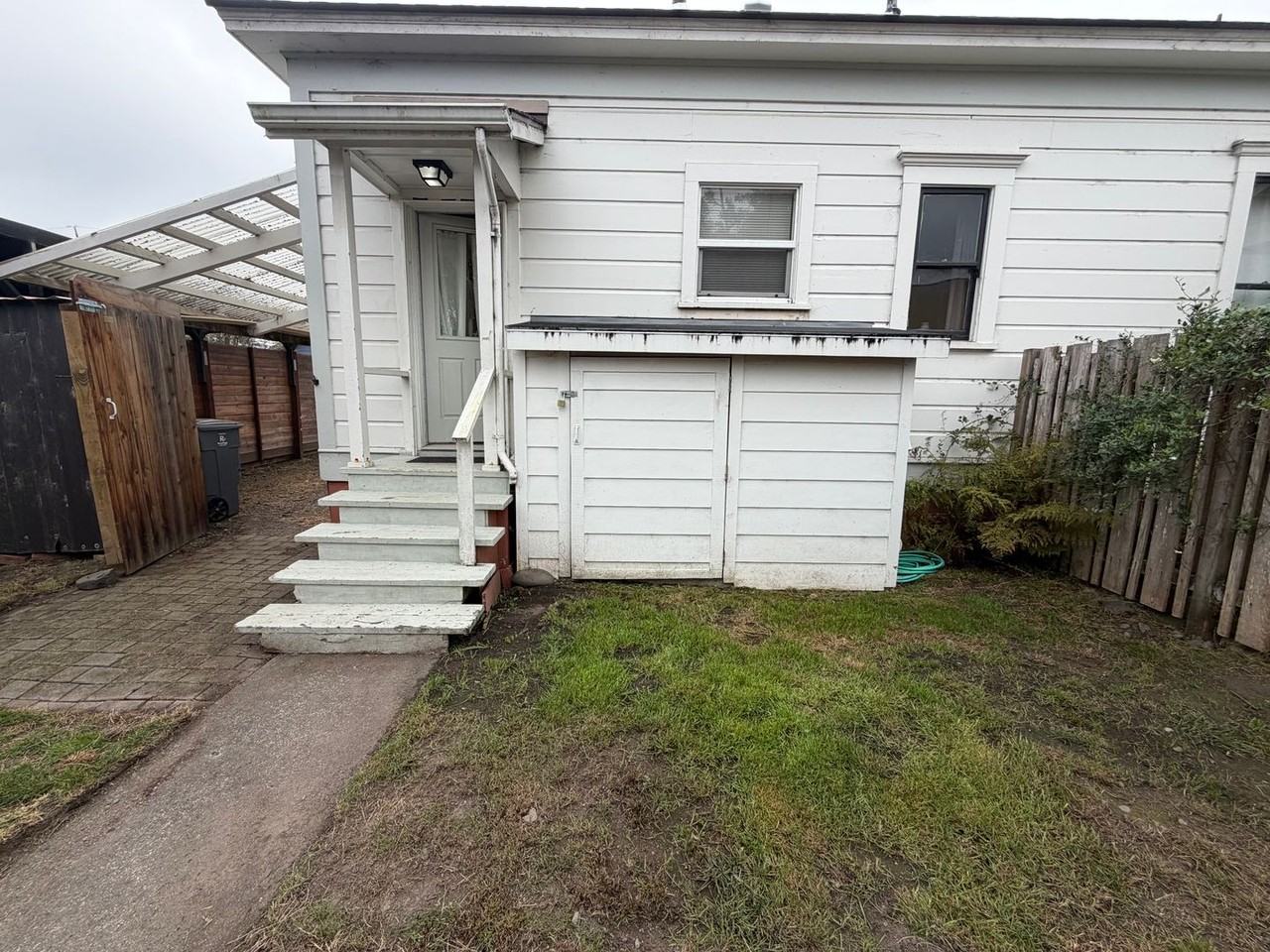 560 G St