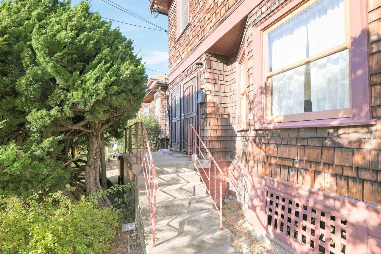 1631 Josephine St - Photo 2 of 26