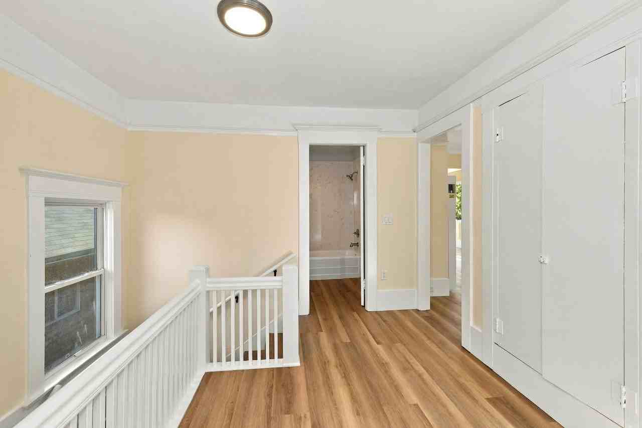 1631 Josephine St - Photo 4 of 26