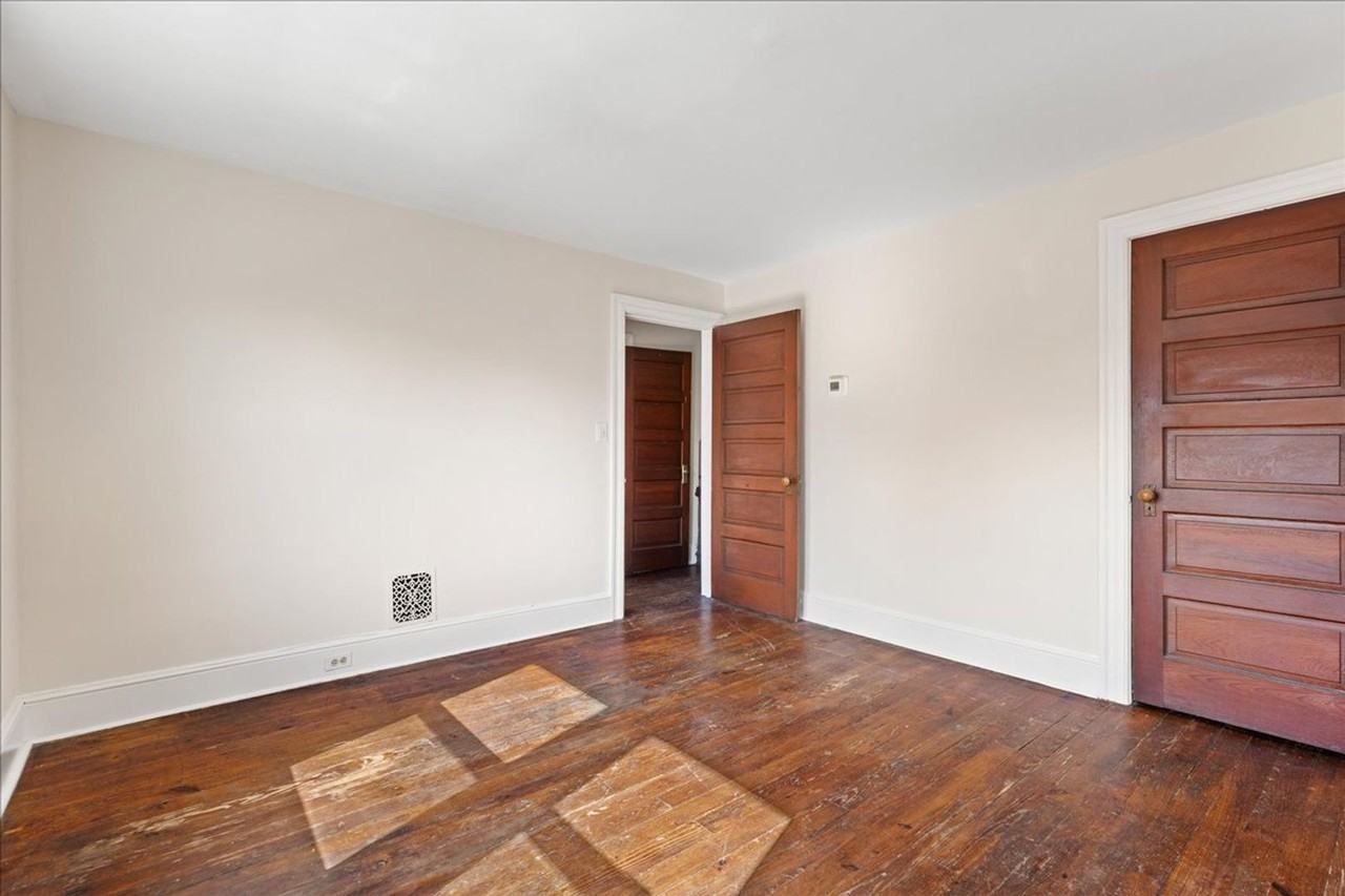 60 Wiggins St - Photo 5 of 20