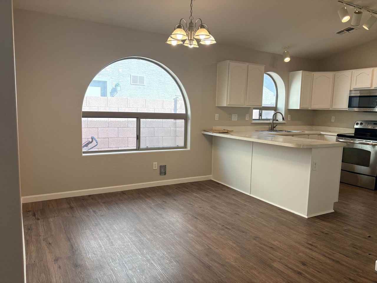 86 W Gold Dust Way - Photo 4 of 19