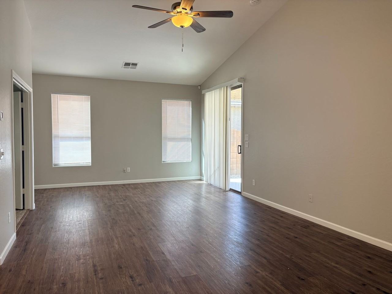 86 W Gold Dust Way - Photo 5 of 19