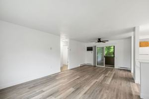 featured image of 2 Meadowbrook Cir