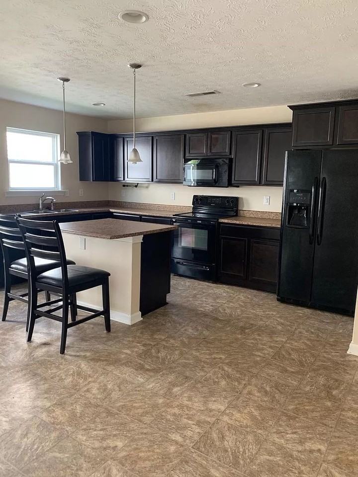 2606 Chilton Dr - Photo 2 of 14