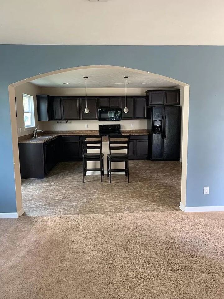 2606 Chilton Dr - Photo 4 of 14