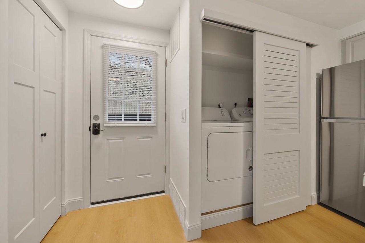 Fayetteville Pines Townhouses - Photo 4 of 50