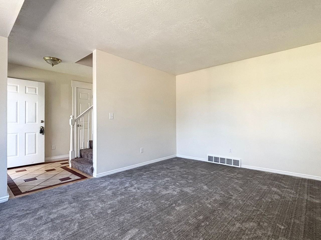 4333 S Star View Cir - Photo 4 of 38