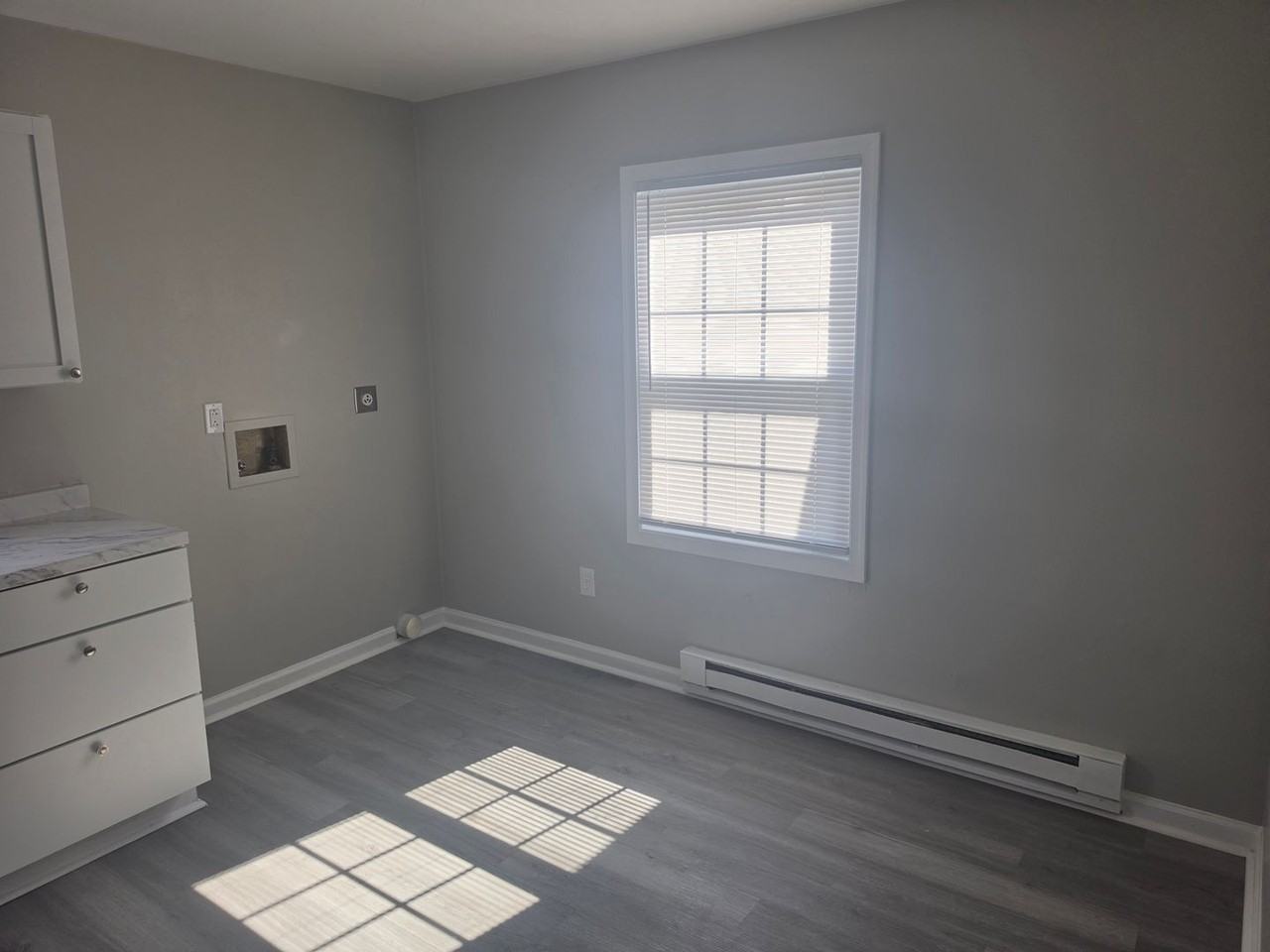 811 Mcdowell Ave Nw - Photo 6 of 22