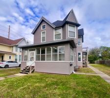 featured image of 556 9th Ave S