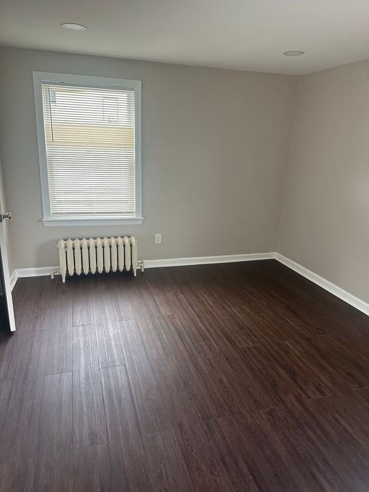 100 100 Drive Dr - Photo 6 of 9