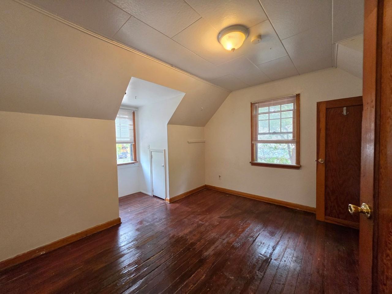2138 Grove Cir - Photo 6 of 13