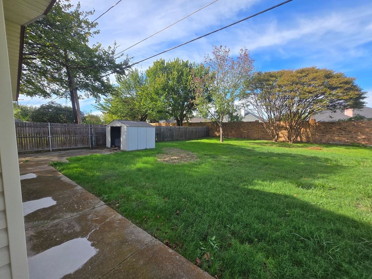 5705 Starlight Dr - Photo 3 of 41