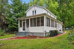 featured image of 528 S Governor St