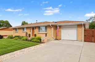 featured image of 6762 Harlan St