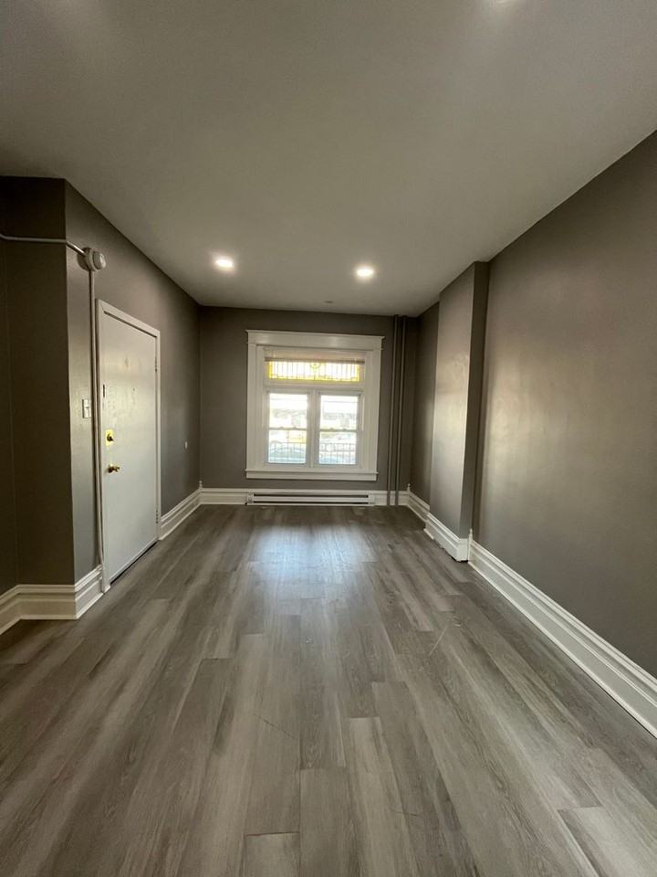 608 N 12th St - Photo 3 of 11