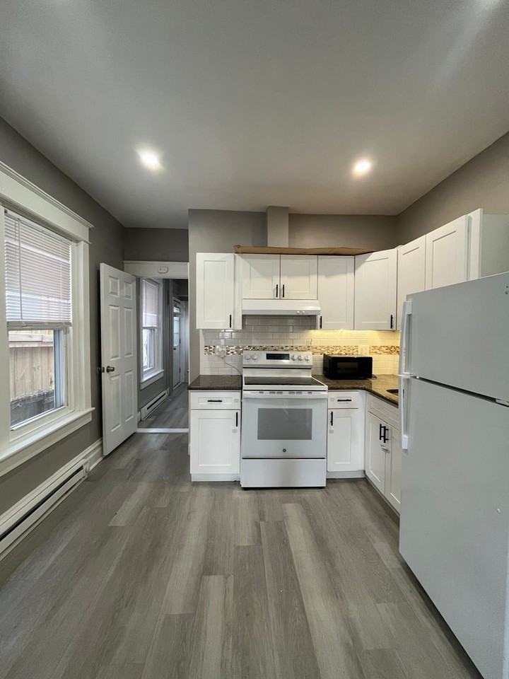 608 N 12th St - Photo 4 of 11
