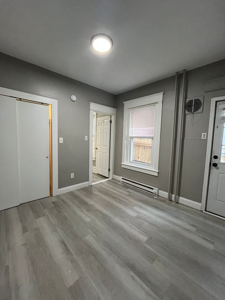 608 N 12th St - Photo 5 of 11