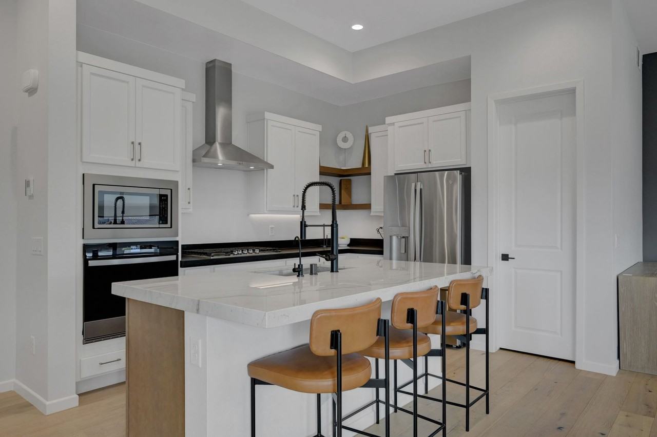3348 Esker Ridge Ave - Photo 7 of 50