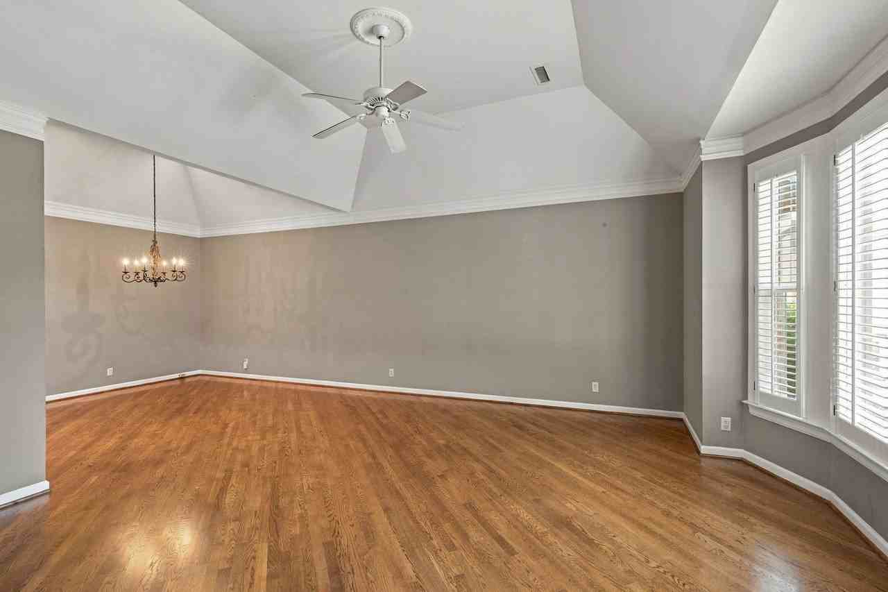 541 Armistead Pl - Photo 6 of 17