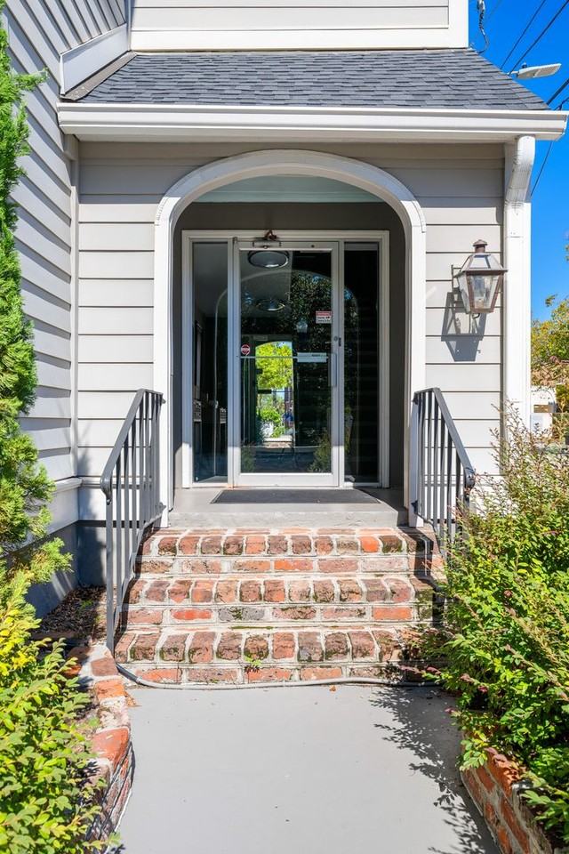 259 E Bay St #8B - Photo 2 of 19