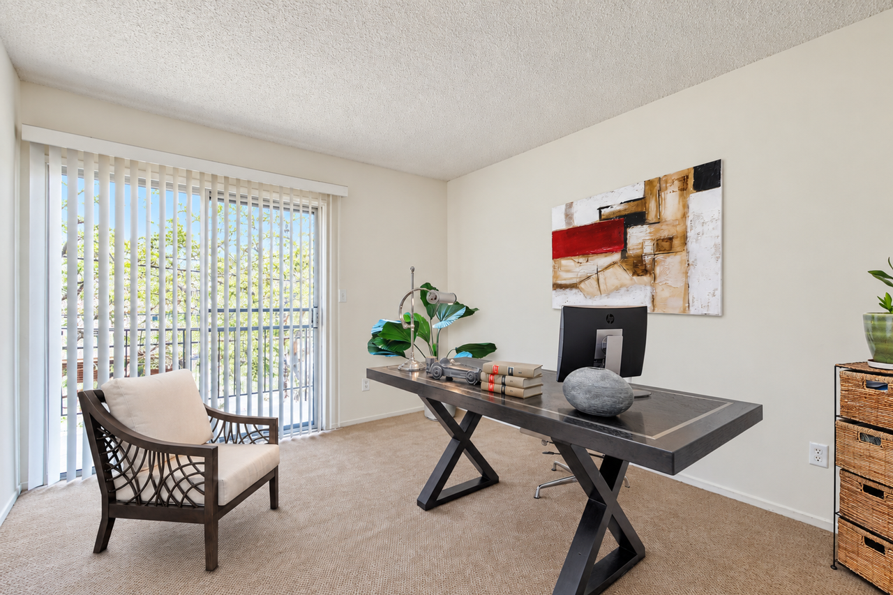 Relaxed Living, South of Ventura Boulevard - Photo 2 of 7