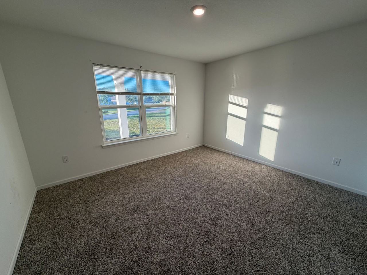 47 Baton Cir - Photo 4 of 10