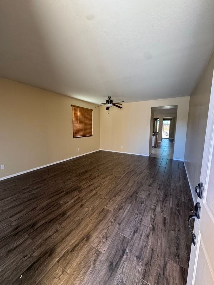16636 Desert Lily St - Photo 6 of 27