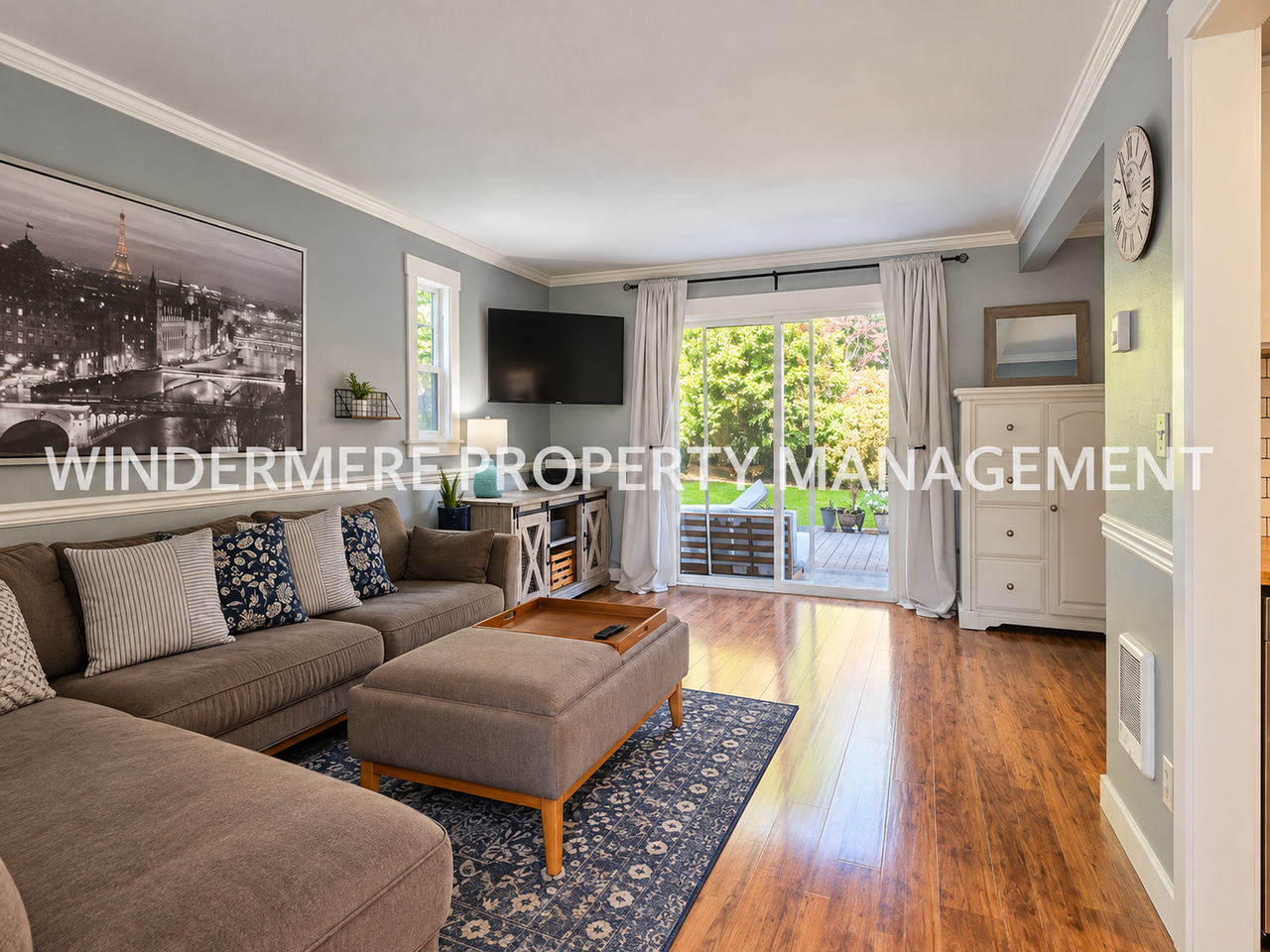 186 Ne Union St - Photo 7 of 17