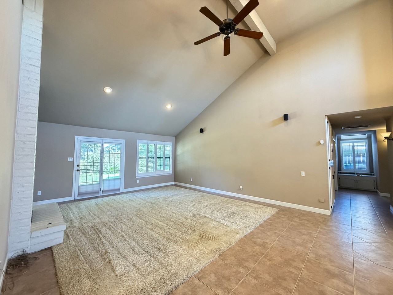1433 Keagle Way - Photo 3 of 21