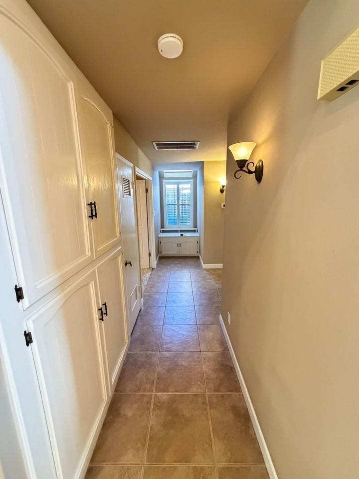 1433 Keagle Way - Photo 7 of 21