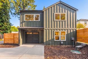 3002C Ne 97th St - Photo 1 of 1