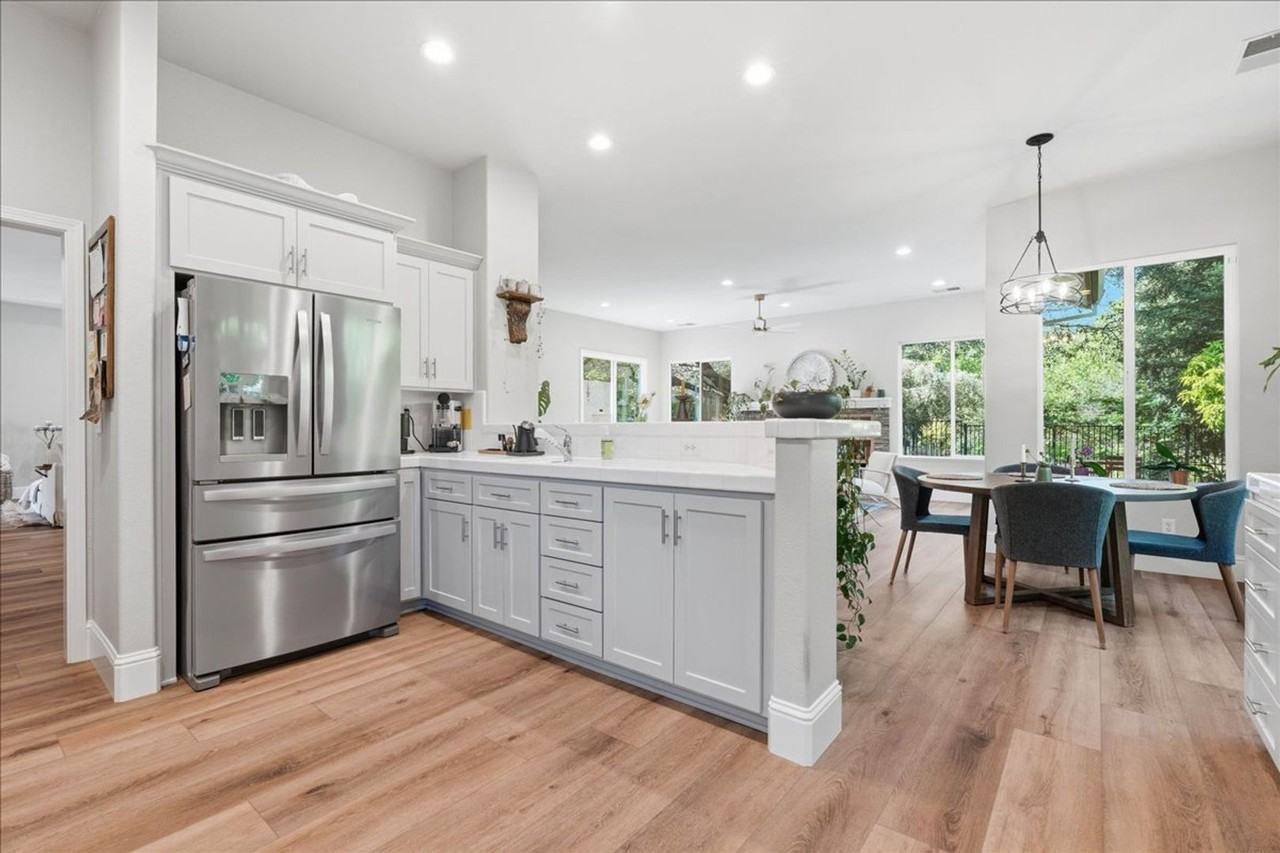 3621 Foxmore Ln - Photo 6 of 17