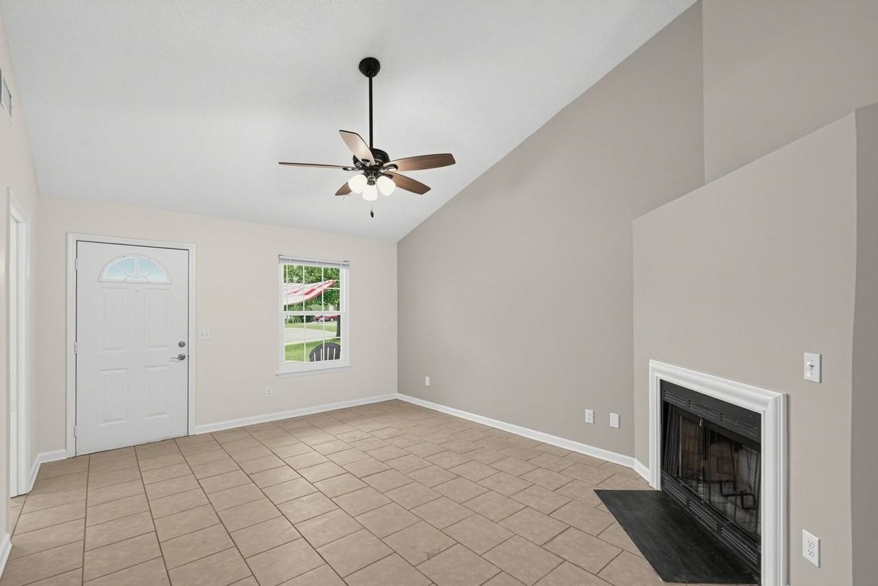 531 Park Ct - Photo 6 of 32