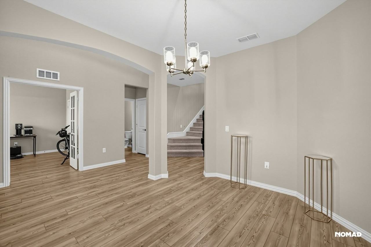 1636 Quentin Dr - Photo 6 of 43