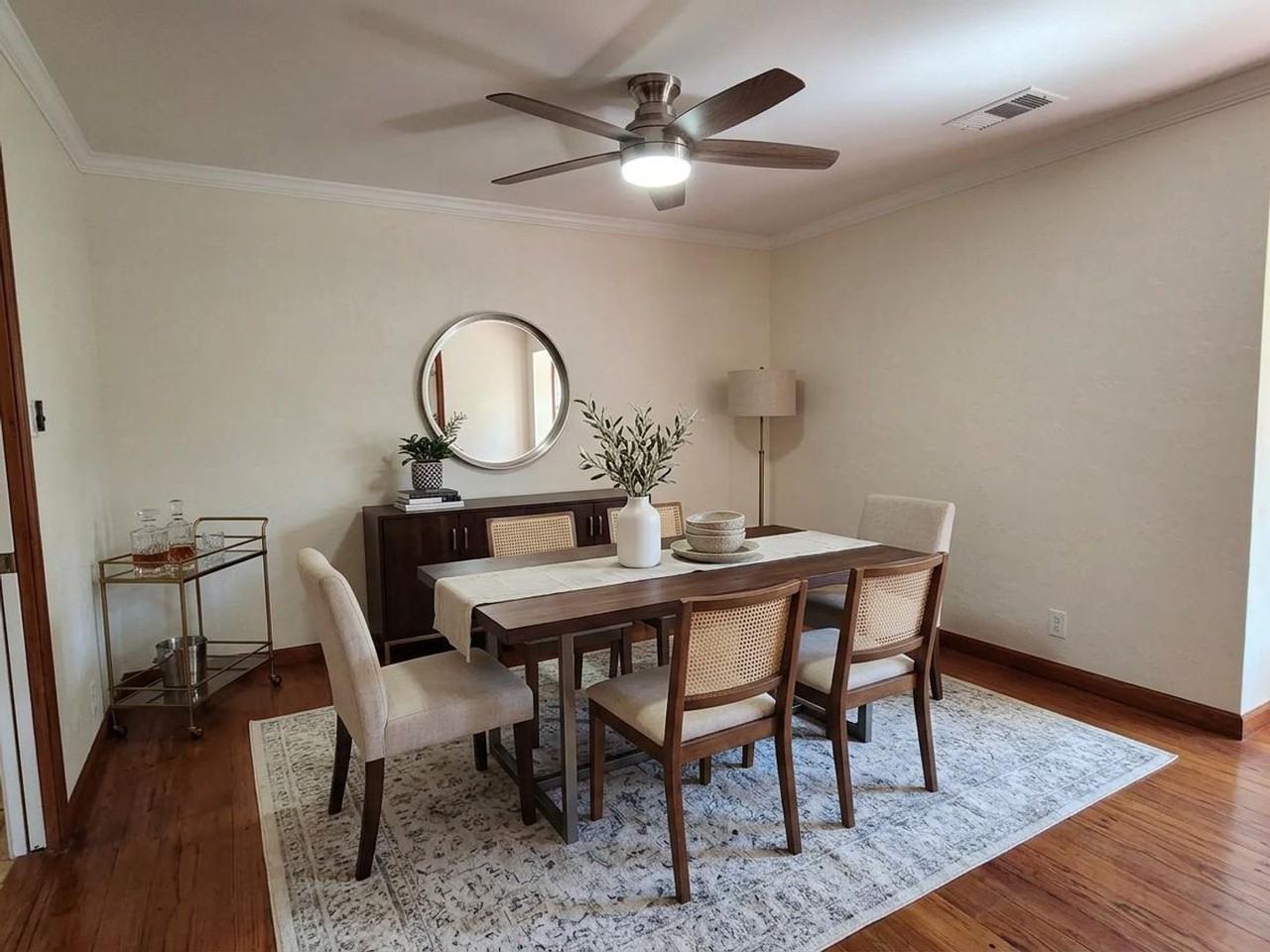 1607 Franrose Ln - Photo 5 of 27