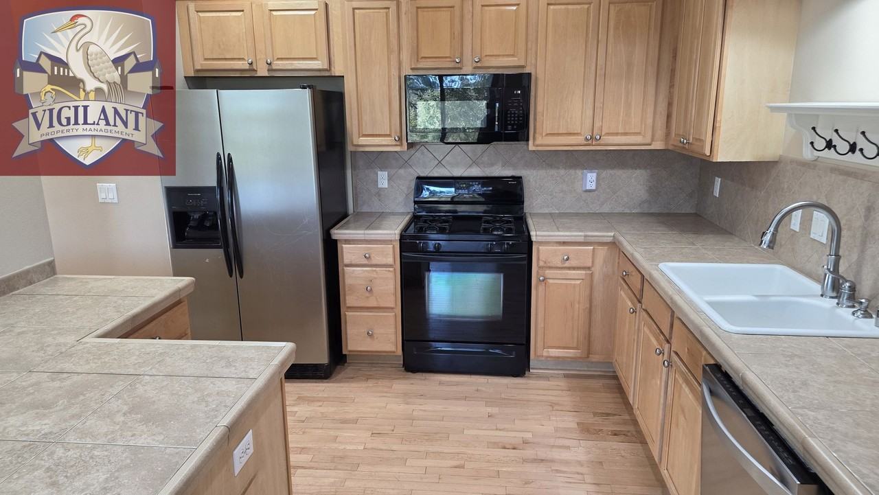 9409 Ne 84th Ct - Photo 4 of 31