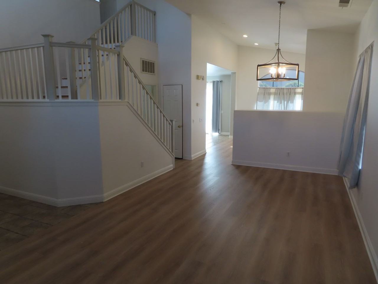 284 Manzanilla Way - Photo 2 of 29