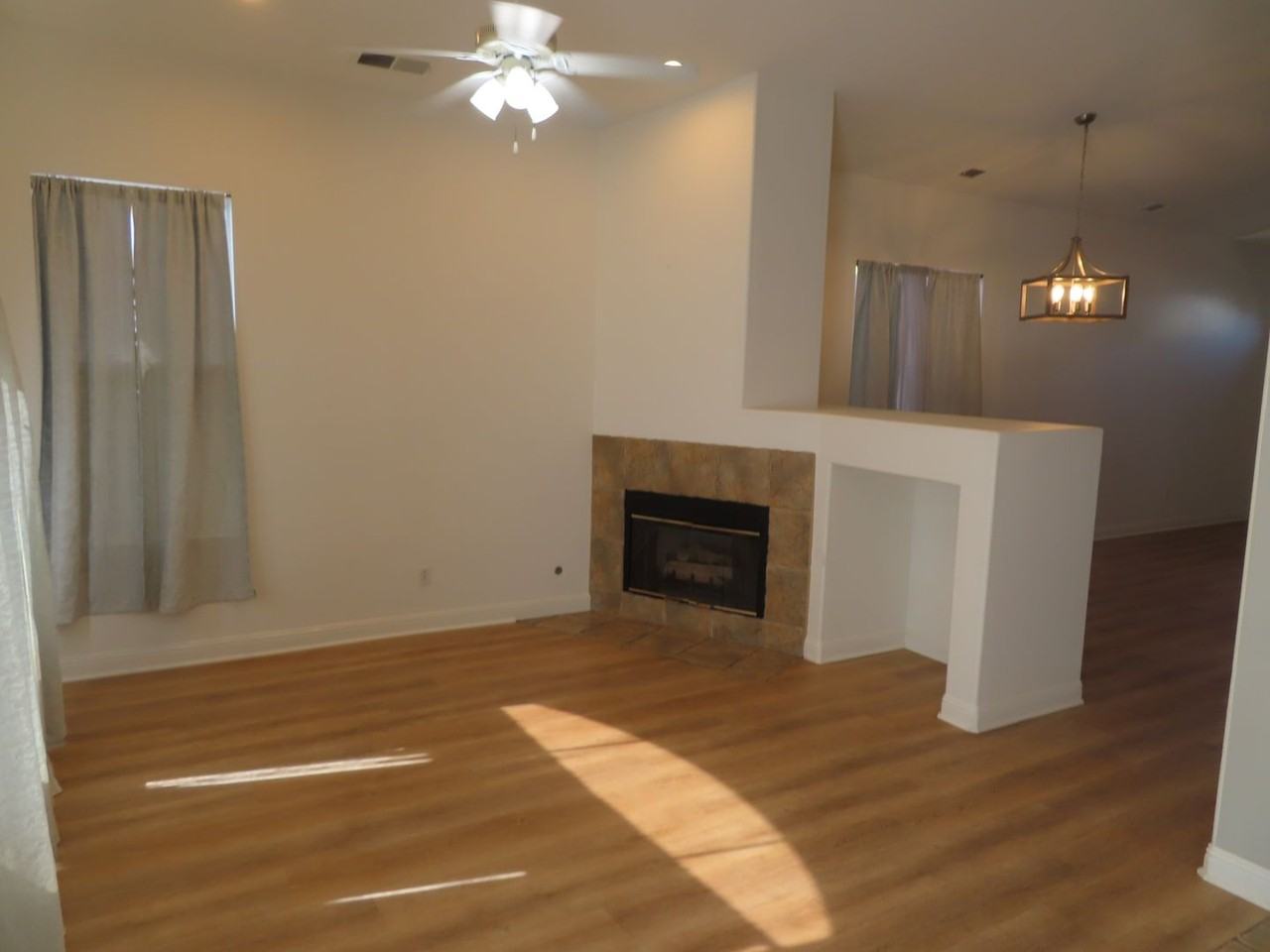 284 Manzanilla Way - Photo 6 of 29