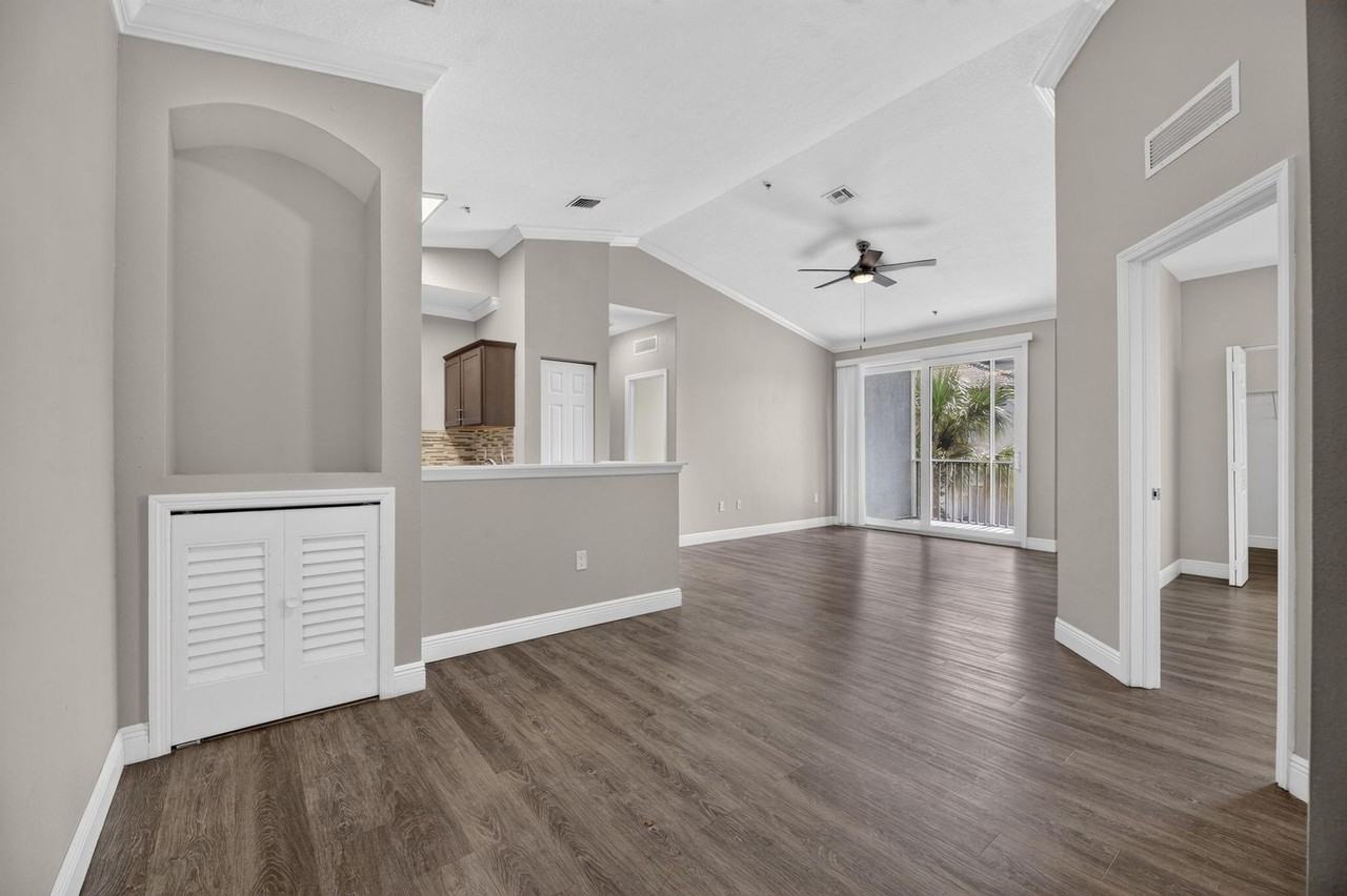 5617 Legacy Crescent Pl #301 - Photo 4 of 45
