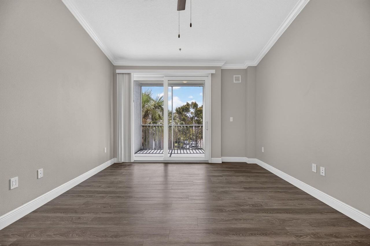 5617 Legacy Crescent Pl #301 - Photo 6 of 45