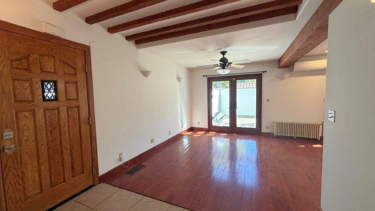 600 Alhambra Ln - Photo 6 of 30