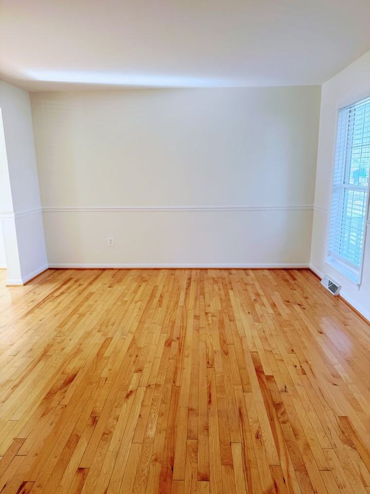 11212 Kent Ct - Photo 4 of 27