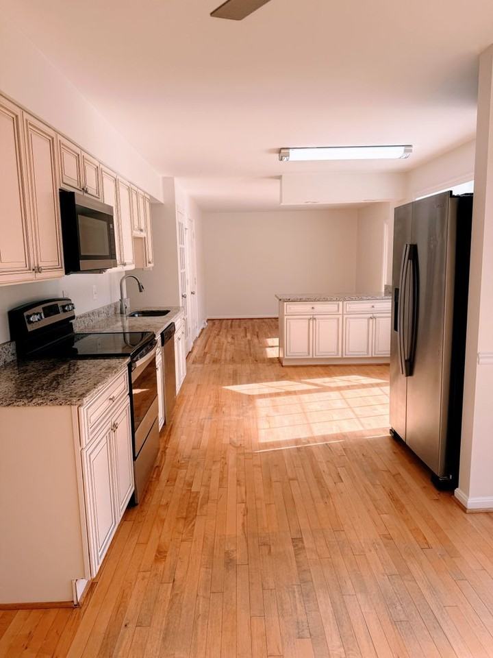 11212 Kent Ct - Photo 6 of 27