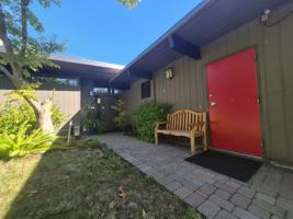 featured image of 3707 Lindero Dr